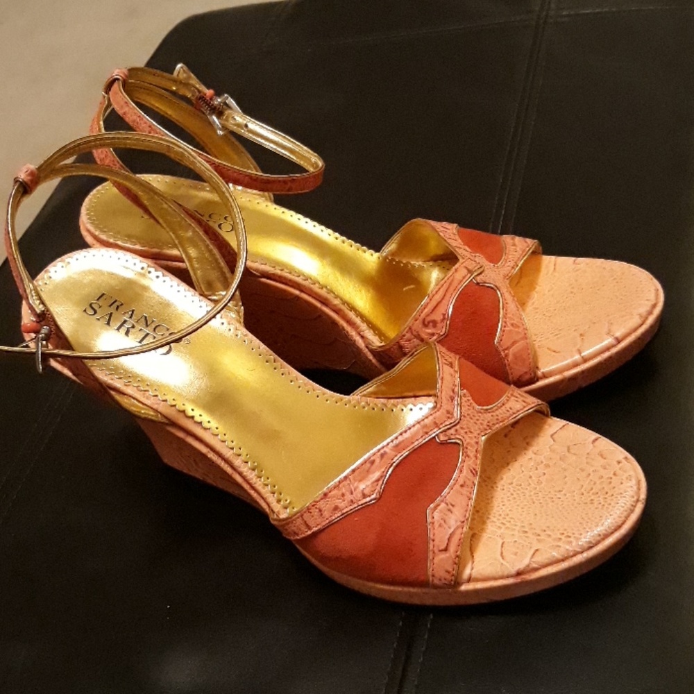 Heels - Picture 2 of 3